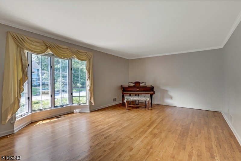 North Summit - Residential Lease