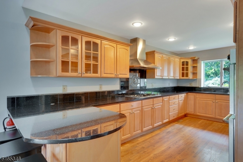 North Summit - Residential Lease