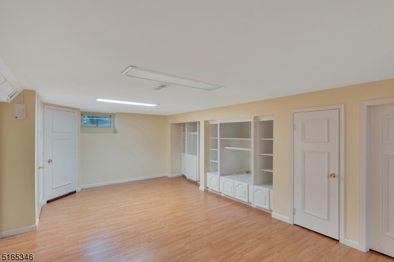 North Summit - Residential Lease