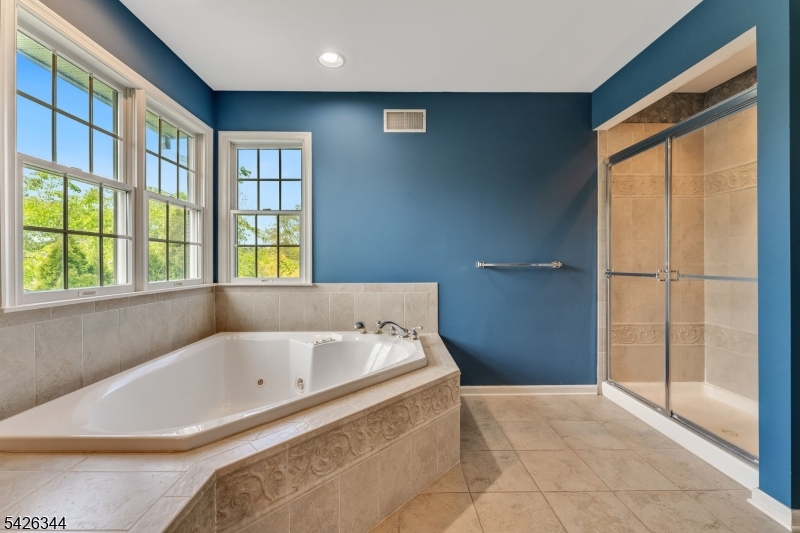 Hunterdon Pointe - Residential