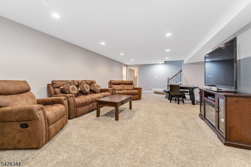 Hunterdon Pointe - Residential