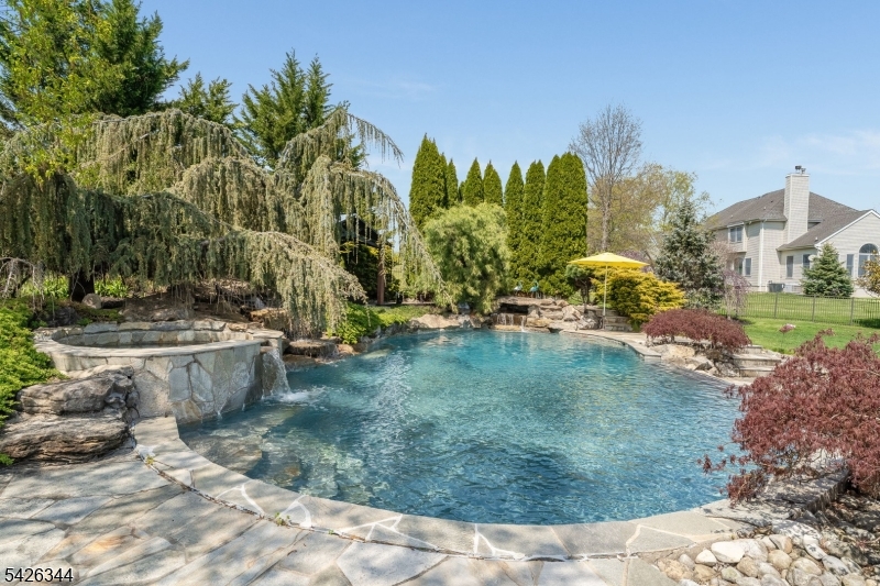 Hunterdon Pointe - Residential