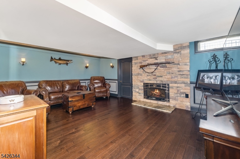 Hunterdon Pointe - Residential