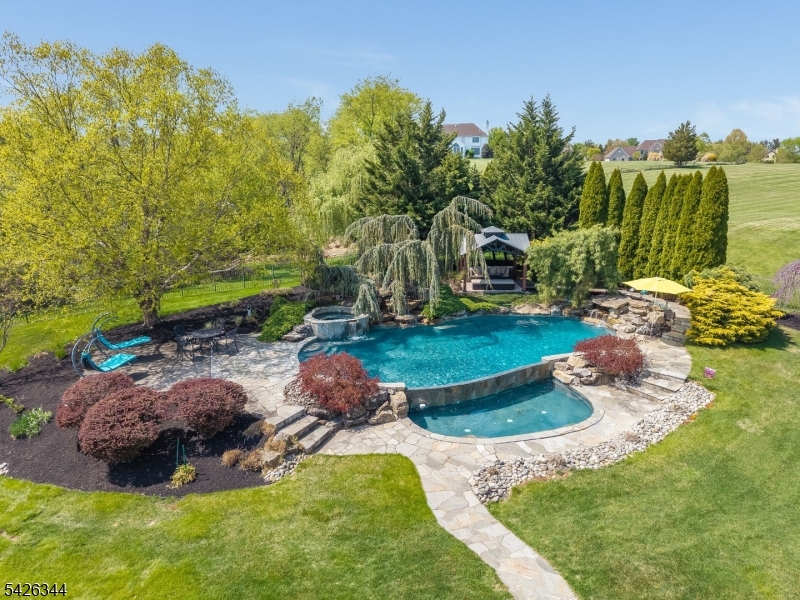 Hunterdon Pointe - Residential