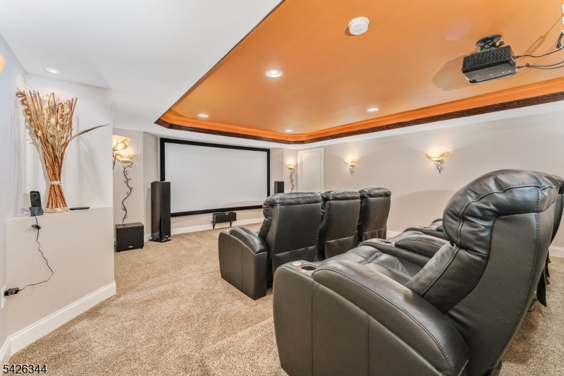 Hunterdon Pointe - Residential