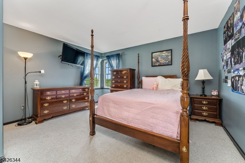 Hunterdon Pointe - Residential