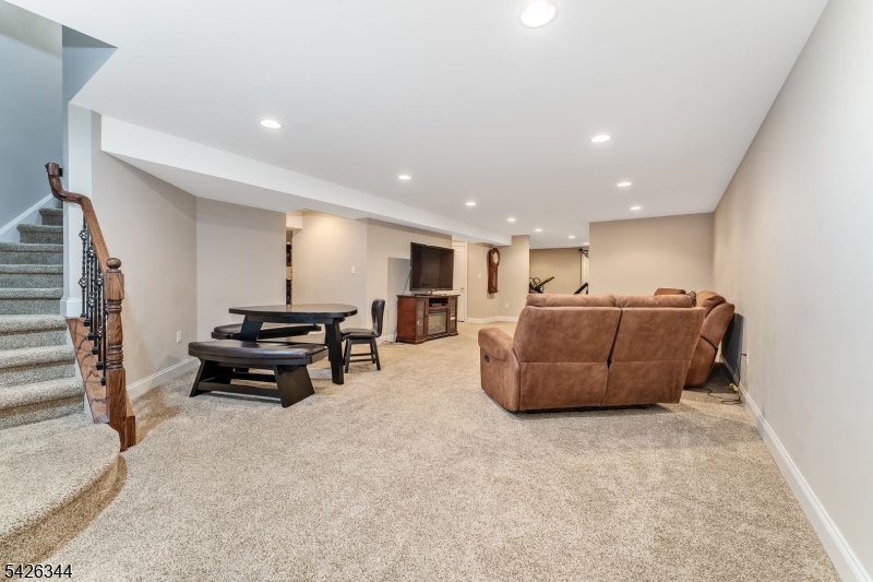 Hunterdon Pointe - Residential