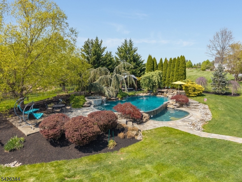 Hunterdon Pointe - Residential