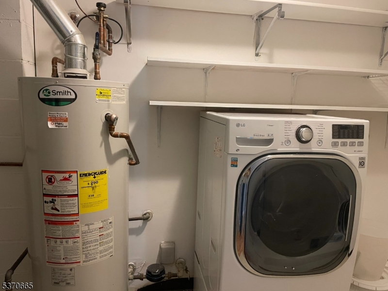 Governors Pointe - Residential