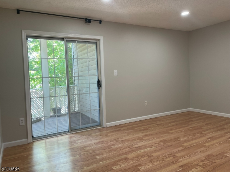 Governors Pointe - Residential