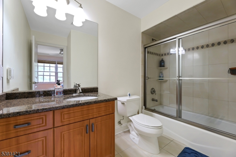 Meadow Lake Dr. - Residential