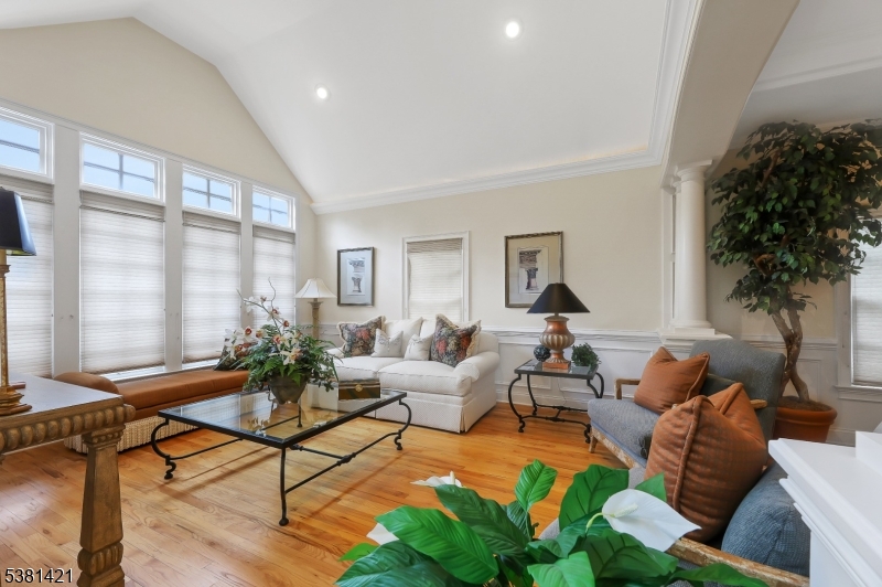 Meadow Lake Dr. - Residential