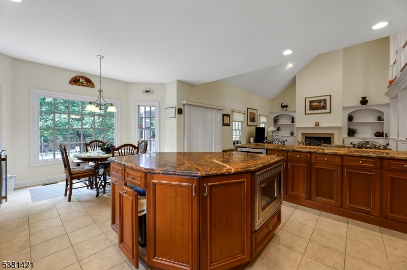 Meadow Lake Dr. - Residential