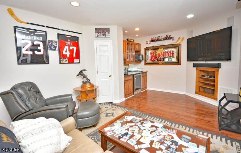 Hickory Rodge - Residential