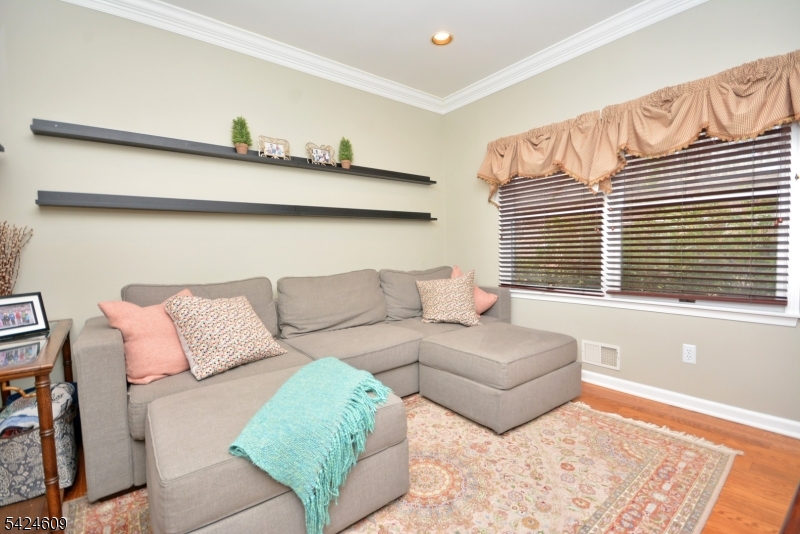 Hickory Rodge - Residential