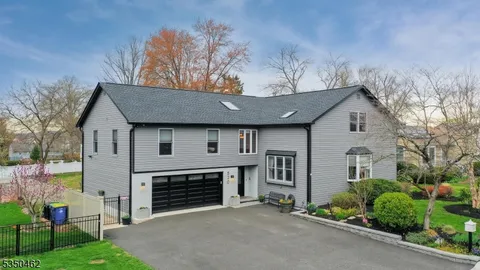MLS: 3957043