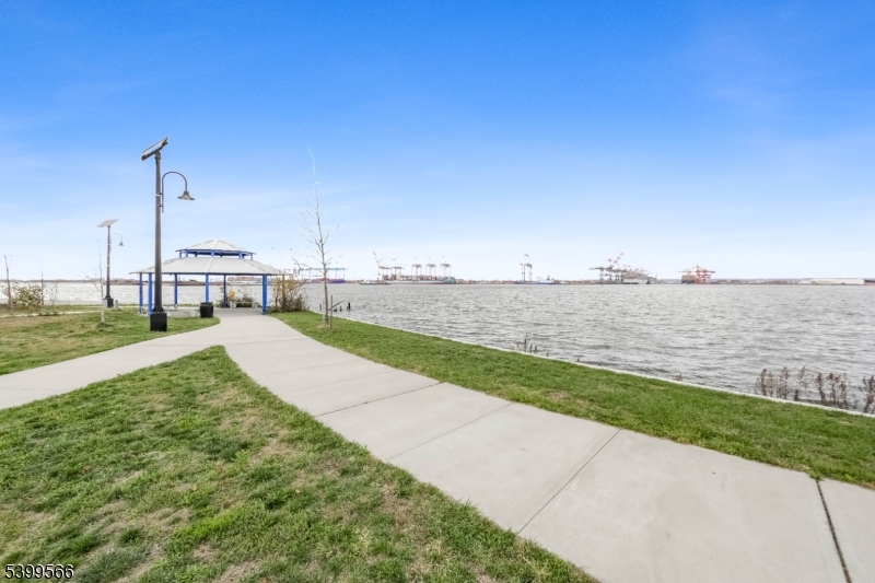 Bayonne Grand I, LLC - Residential