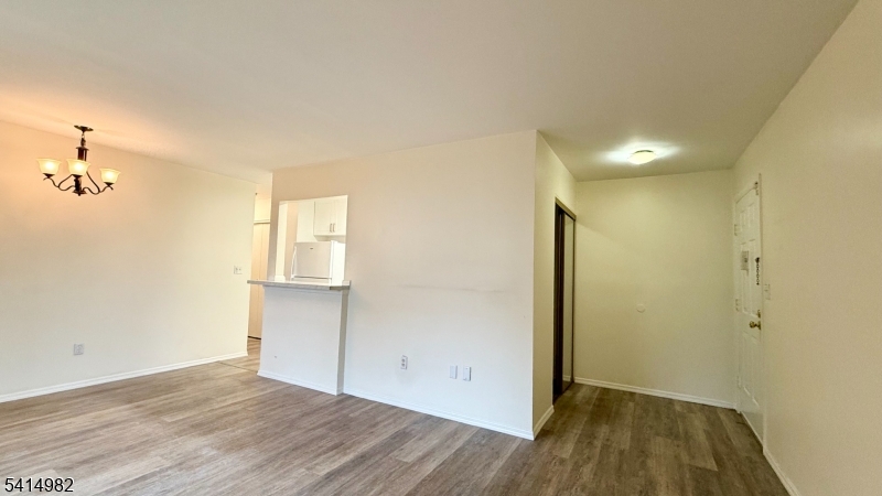 Queens Square - Residential