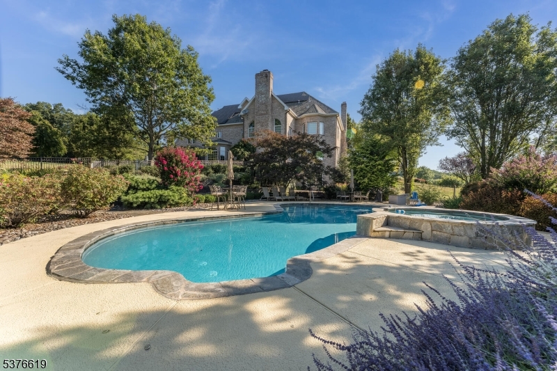 Hill View Farms - Residential