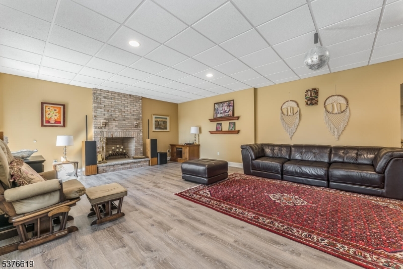 Hill View Farms - Residential