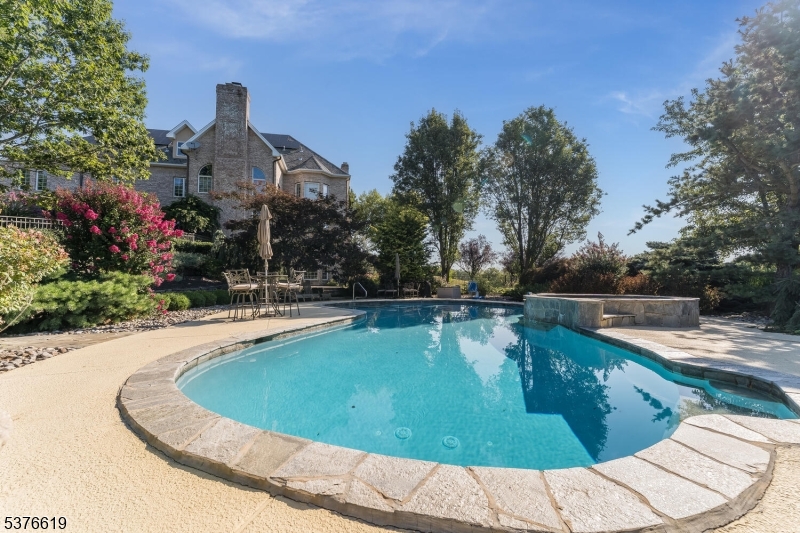 Hill View Farms - Residential