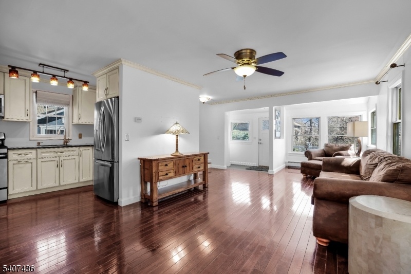 Pinecliff Lake - Residential