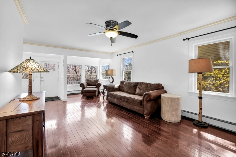 Pinecliff Lake - Residential