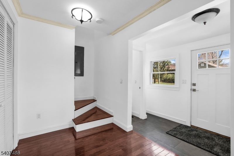 Pinecliff Lake - Residential