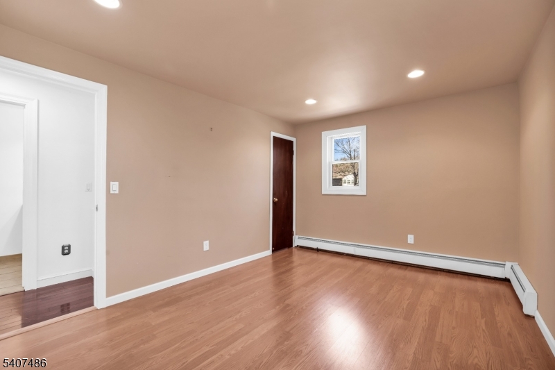 Pinecliff Lake - Residential