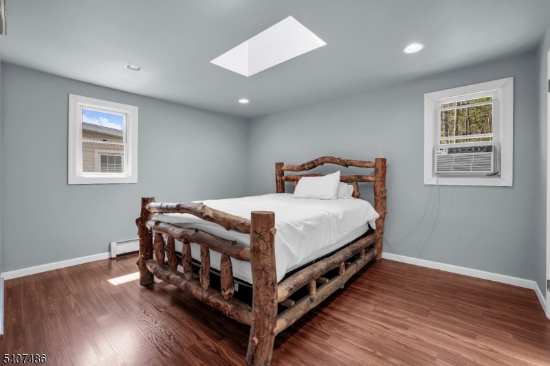 Pinecliff Lake - Residential