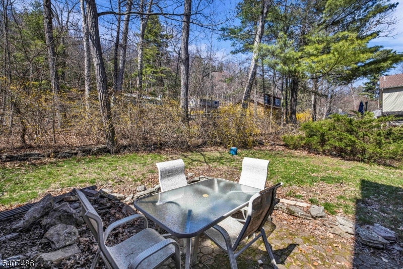 Pinecliff Lake - Residential