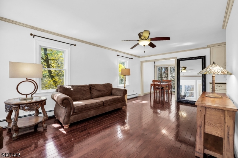 Pinecliff Lake - Residential