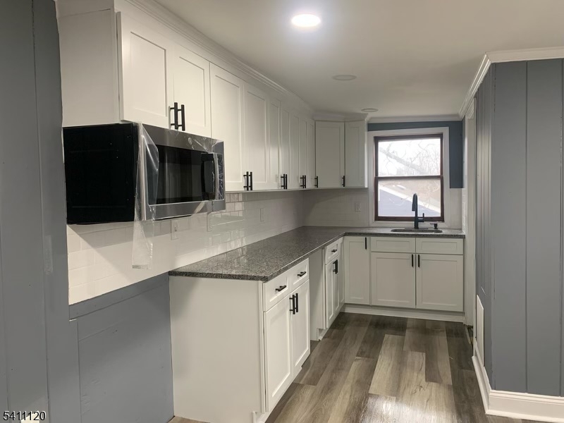Photo 1 of 14 — 5 Park Sq, Lopatcong Twp., NJ 08865