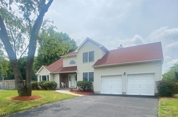 335 SAINT MARKS AVE, PISCATAWAY, NJ 08854 - Image 64305ccfdd28929e04dcc943035f2d4e/35200967
