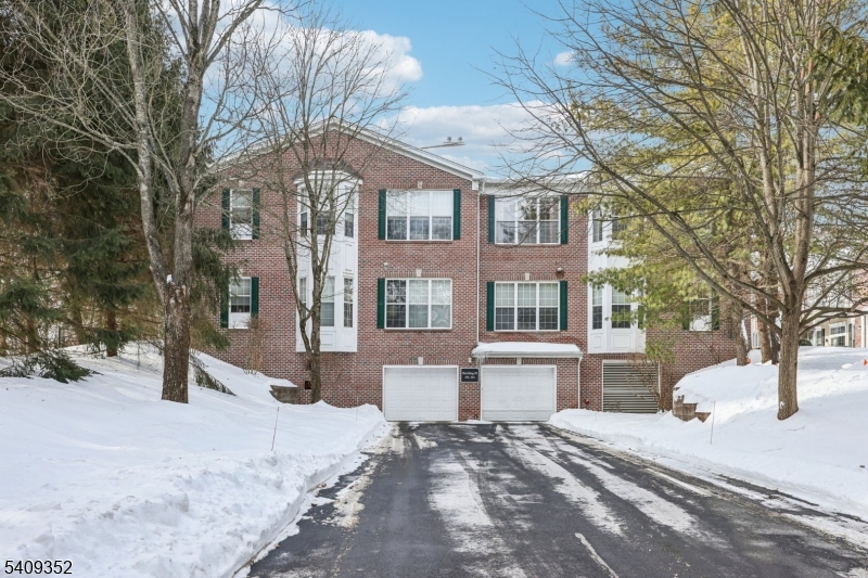 Four Season - Residential