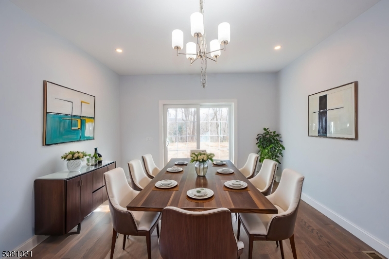 Ironia - Residential