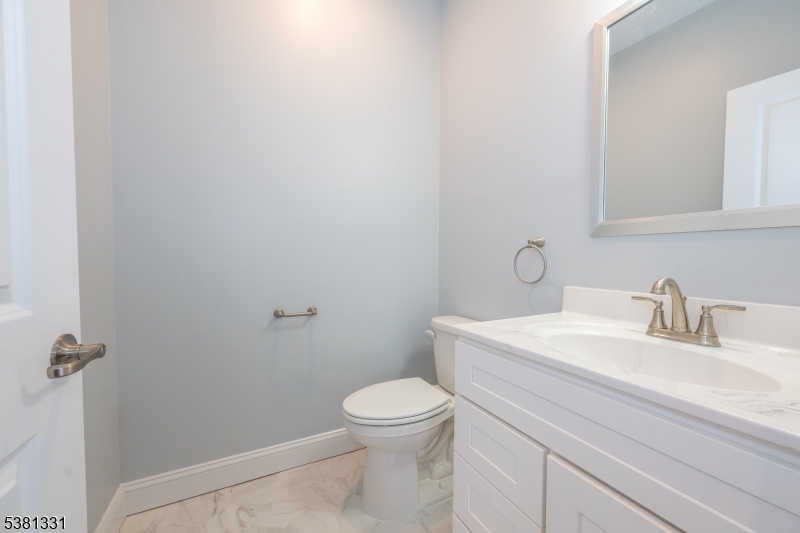 Ironia - Residential