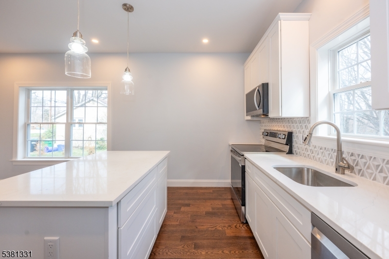 Ironia - Residential