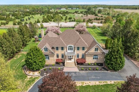 12 Horseshoe Dr Hillsborough Twp. NJ 08844