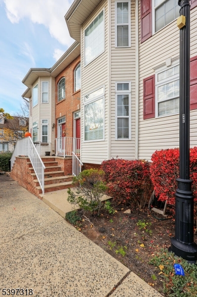 Riverwalk at Rahway - Residential