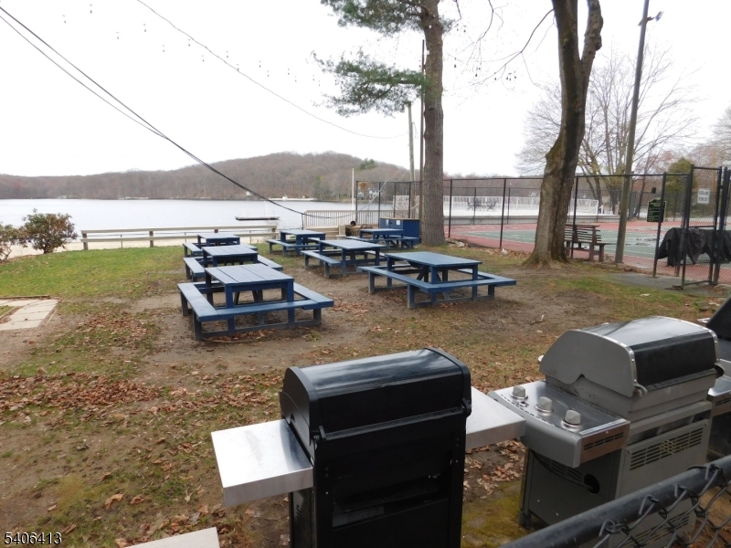 Fayson Lakes - Residential