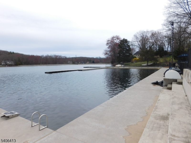 Fayson Lakes - Residential