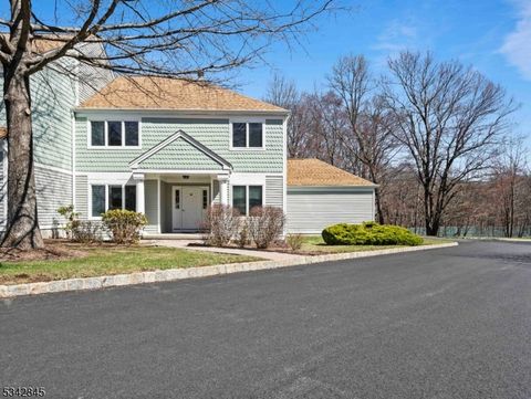 30 Beacon Hill, Sparta Twp., NJ 07871 - MLS#: 3952844