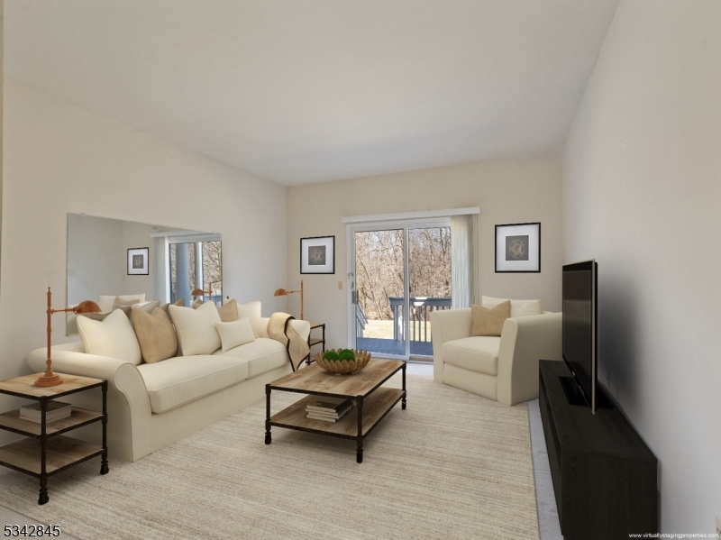 30 Beacon Hill