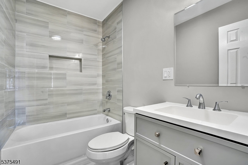 Halsted Street Condominium - Residential