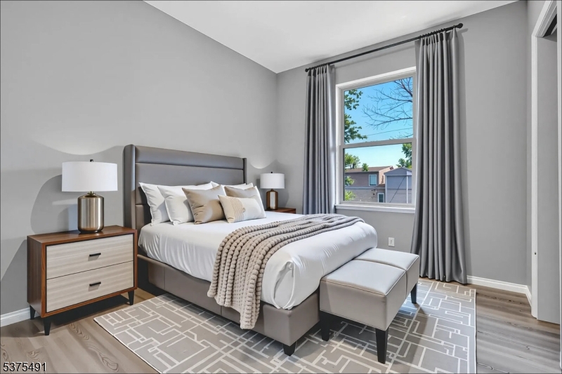 Halsted Street Condominium - Residential