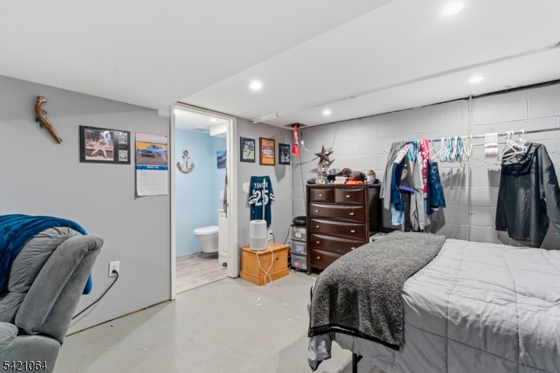 White Meadow Lake - Residential