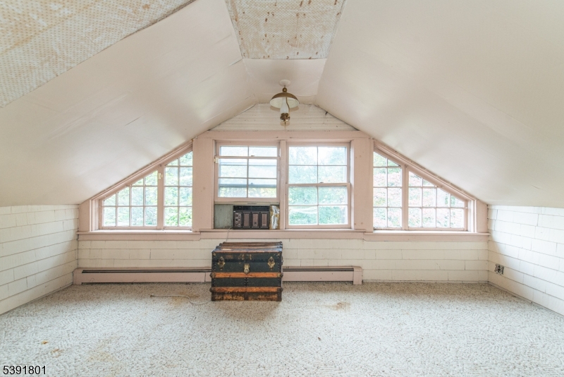 Upper Lake Hiawatha - Residential