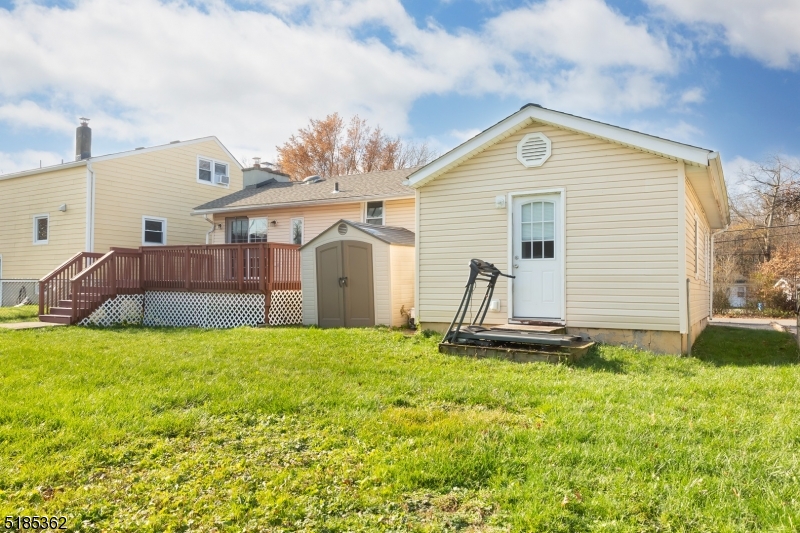 Lake Hiawatha - Residential Lease