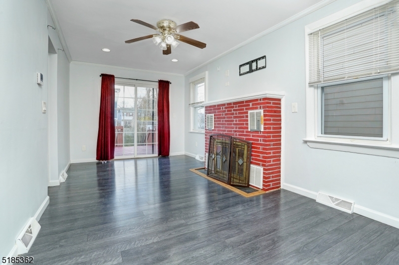 Lake Hiawatha - Residential Lease